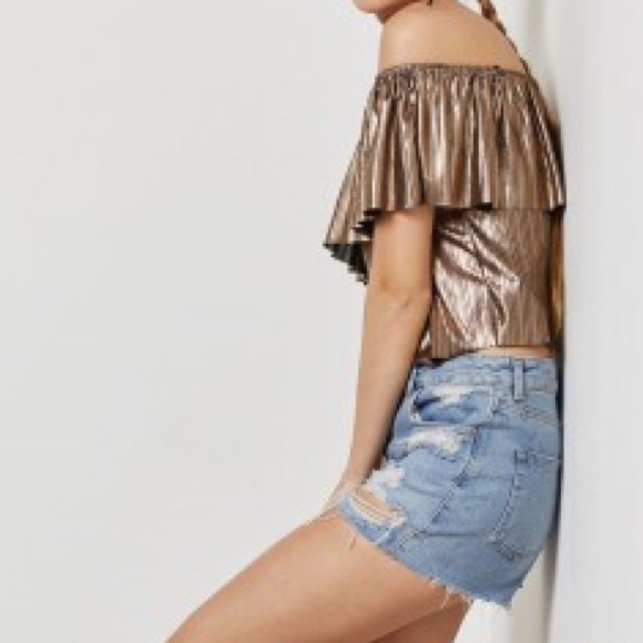 F21 bronze metallic off the shoulder top - Picture 3 of 8